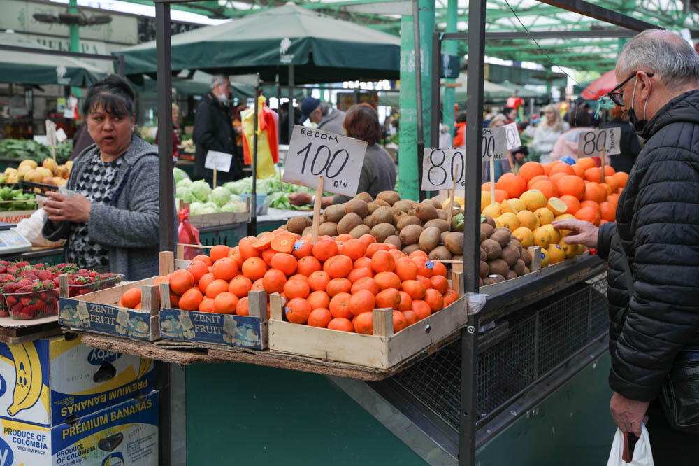 NE ODUSTAJU OD IZUZEĆA OD FISKALIZACIJE: Pijačni prodavci u četvrtak na sastanku sa Vučićem?
