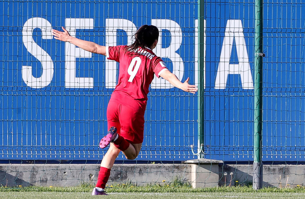 Ženska fudbalska reprezentacija Srbije