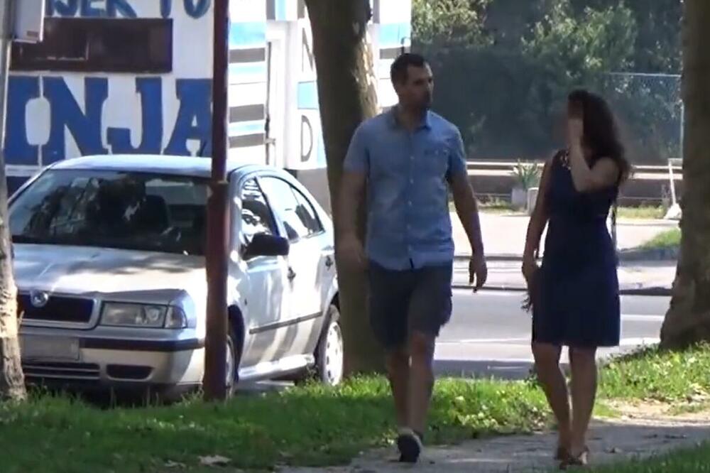 SPONZORUŠA SNIMLJENA NASRED ULICE, KAD GA JE IZVADIO URADILA JE OVO: Snimak se deli brzinom svetlosti (VIDEO)
