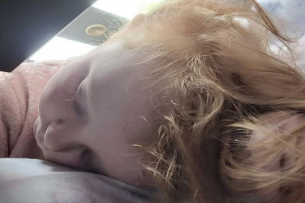 DEVOJČICU UBILA BAKTERIJA KOJU IMA SVAKO DRUGO DETE! Pomešali je sa stomačnim virusom (FOTO)