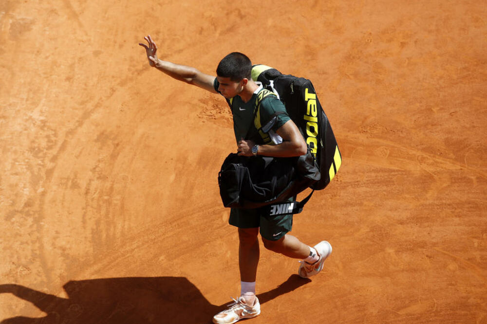KRAJ SEZONE ZA ALKARAZA! Prvi reket sveta zbog POVREDE propušta Završni masters u Torinu (FOTO)