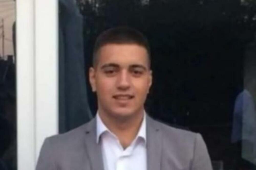 STEFAN SUTRA ODLAZI U TURSKU NA LEČENJE: Nastavlja da se BORI kao LAV, njegova PESMA steže oko SRCA! (FOTO)