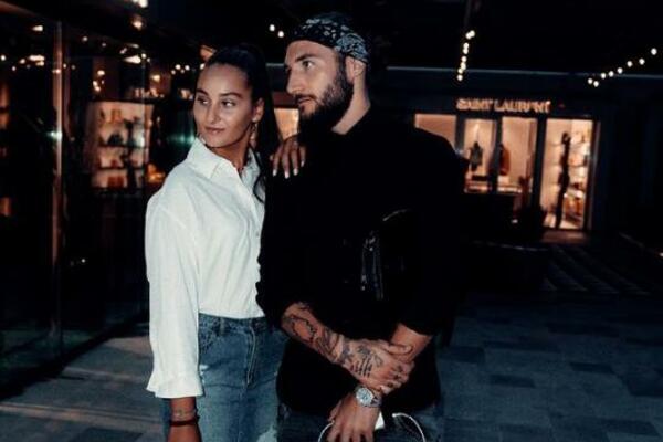 SILNO ŽELI DA IGRA ZA SRBIJU KAO BRAT! Ko je sestra Nemanje Gudelja o kojoj se piše ovih dana?! (FOTO)