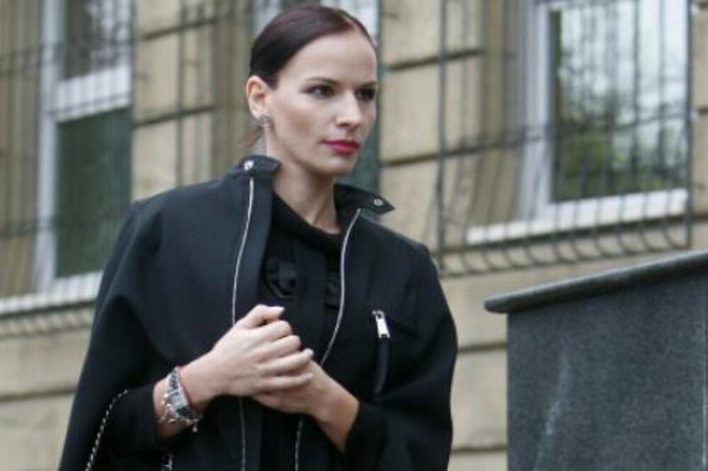 OVO JE NAJVEĆA STRAST SUPRUGE DARKA ŠARIĆA: Nije ON! (FOTO)