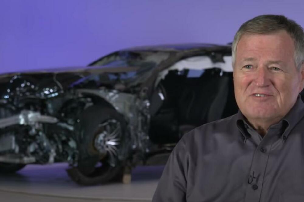 KOLIKO SU DANAŠNJA KOLA BEZBEDNIJA? Evo koliko su napredovali, ovakav SUDAR pre 10 godina ne bi PREŽIVELI! (VIDEO)