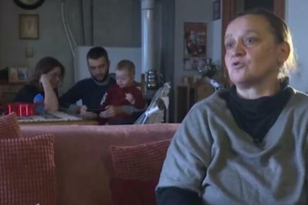 "IZAŠLA SAM SA KOSOVA U DUBOKOJ CRNINI SA 4 SIROČETA!" Radmila pokušava da izgradi dom u Nišu, a sanja o POVRATKU!