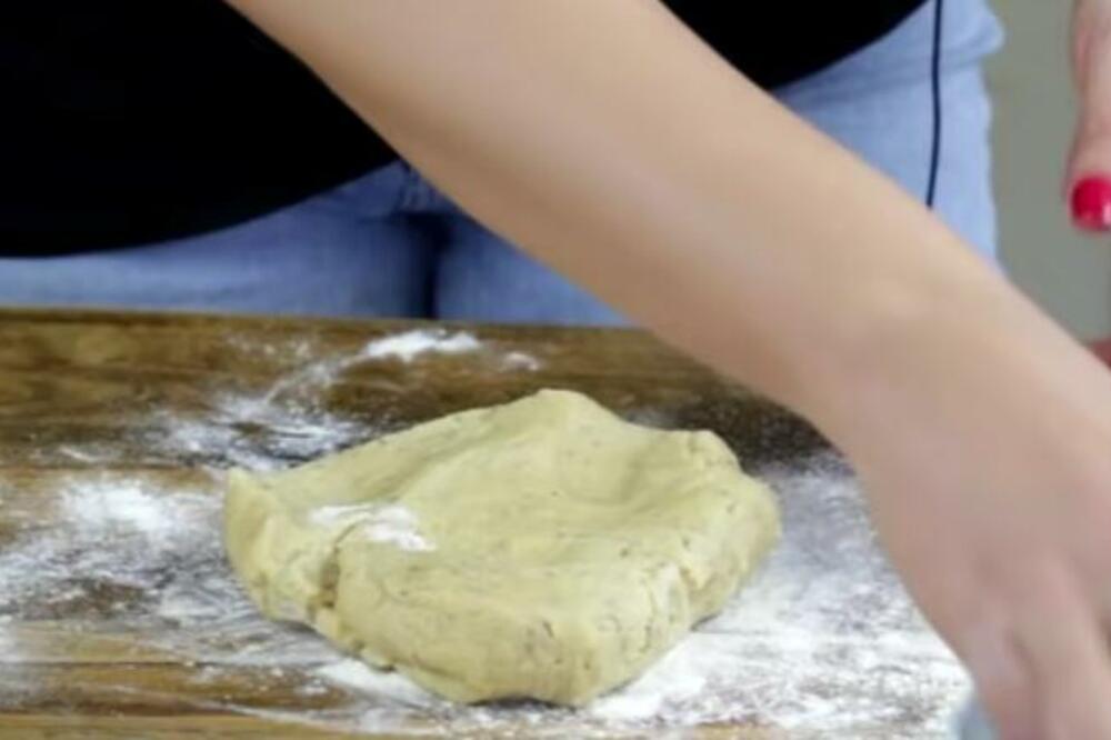 KOLAČI JEDNOSTAVNIJI I BOLJI OD VANILICA: Trebaće vam MANJE vremena za pripremu, a UKUS će vas odmah osvojiti