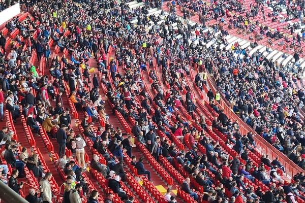 TRAŽI SE KARTA VIŠE! Biće vatreno i krcato! (VIDEO)