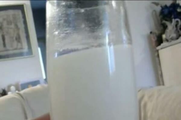 UZ OVAJ UKUSAN NAPITAK MOŽETE SE PODMLADITI I SMRŠATI: Čisti organizam kao BULDOŽER i čini da izgledate BOŽANSTVENO