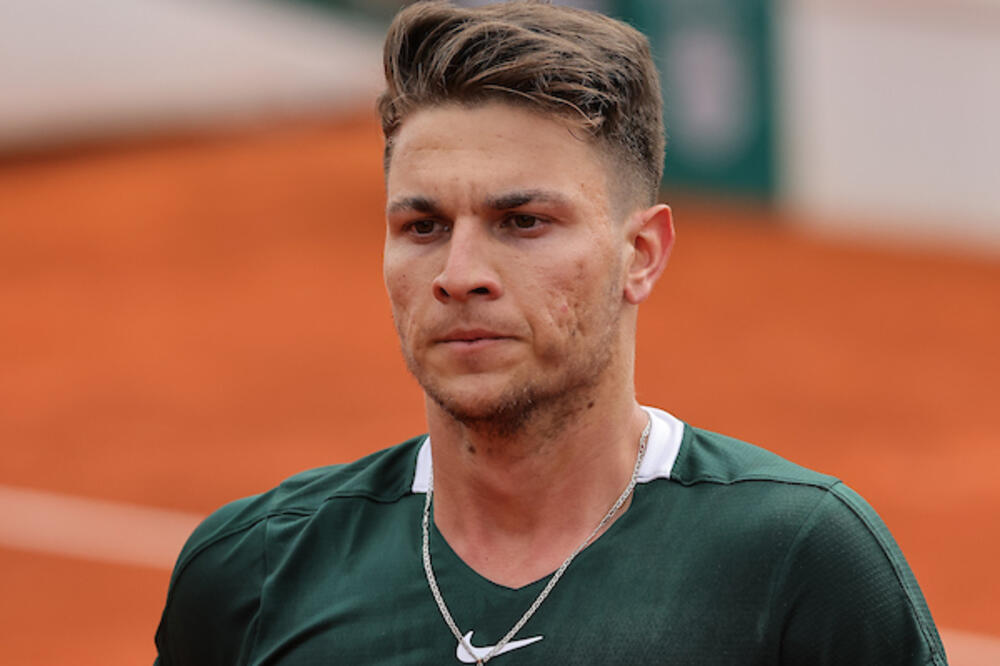 KECMANOVIĆ ODRŽAO JOŠ JEDNU TENISKU LEKCIJU! Nova briljantna pobeda u Minhenu! (FOTO)