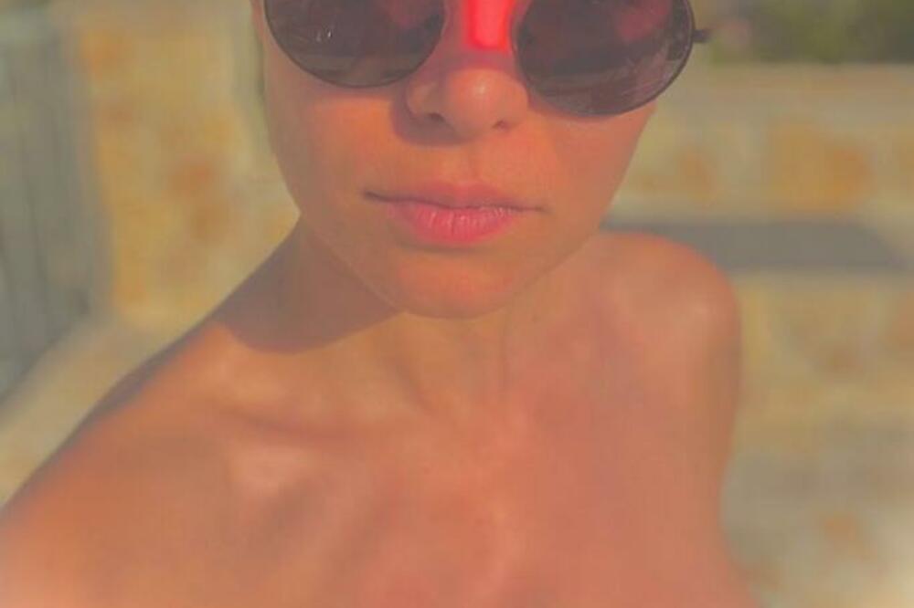 HRVATSKA VODITELJKA ŽELELA DA SE POKAŽE, PA JOJ SE BAŠ OMAKLO: Svi gledaju, odmah IZLETELO U KADAR (FOTO)