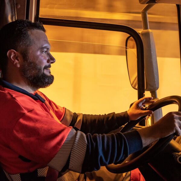 VAŽNO ZA VOZAČE! Izmenjen zakon doći će GLAVE OVIM GRUPAMA LJUDI, uvodi se i NOVA kategorija