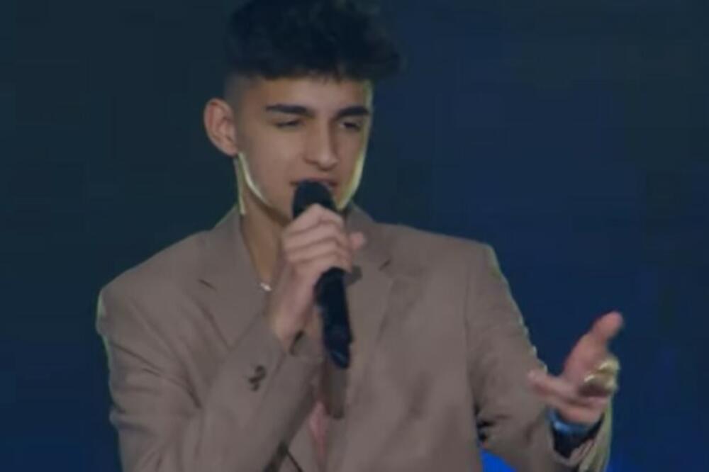 MALI SRBIN IMA 16 GODINA I KADA ČUJETE KAKO PEVA NEĆE VAM BITI DOBRO: Kada je pustio glas ceo studio je ZANEMEO!