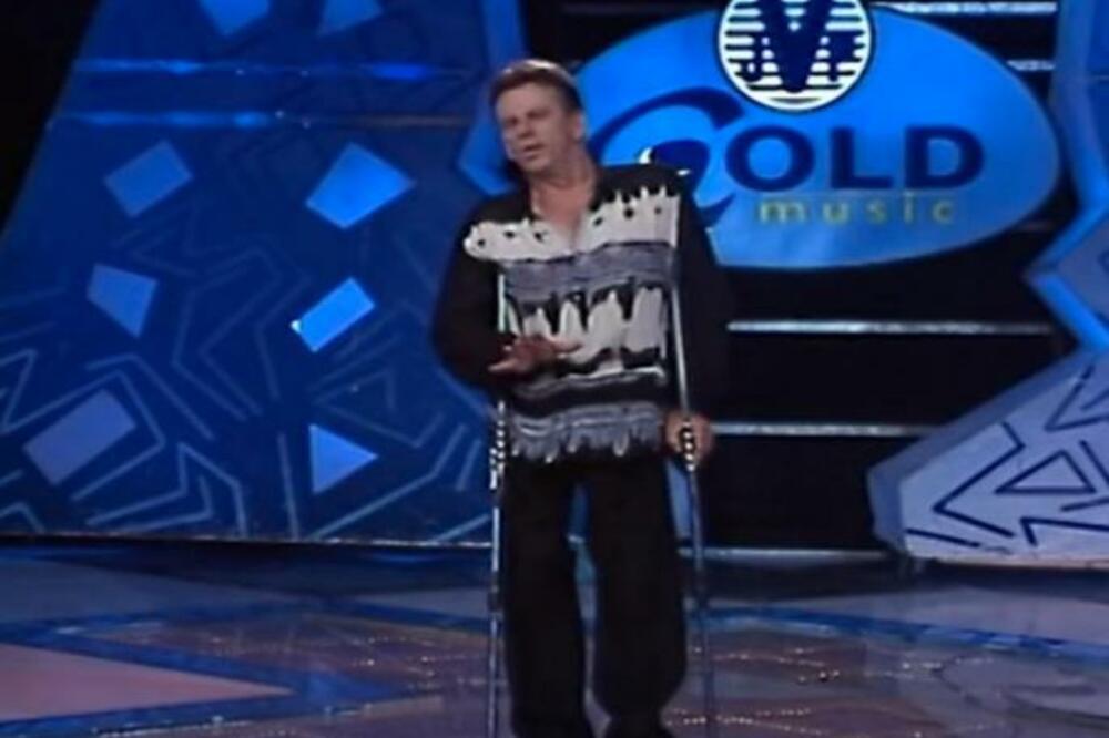 SARAĐIVAO SA "JUŽNIM VETROM", A CEO ŽIVOT PROVEO NA ŠTAKAMA: Naš pevač ima TEŽAK ŽIVOT, a evo kako sada IZGLEDA!