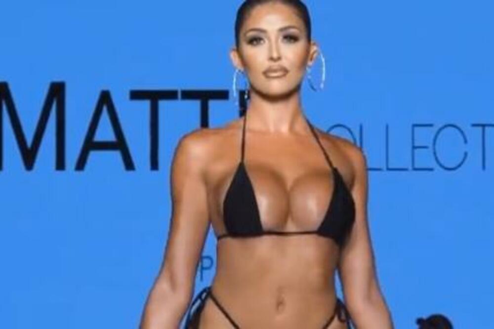 BOMBETINA O KOJOJ TVITER BRUJI! Manekenka izašla u najoskudnijem BIKINIJU ikada, a onda su počela SRPSKA POSLA
