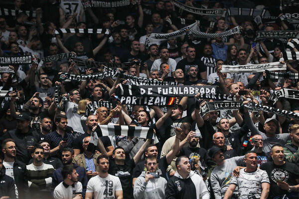 GROBARI POSTAVILI REKORD - Zadivljujuć broj navijača bio u Areni! Evroliga po poseti "ni do kolena"!