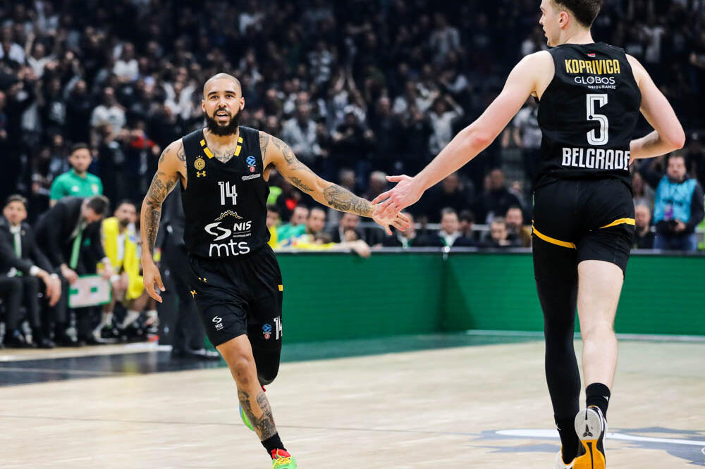 DALAS MUR DOŽIVEO SAOBRAĆAJNU NESREĆU: Evo u kakvom je stanju košarkaš Partizana!