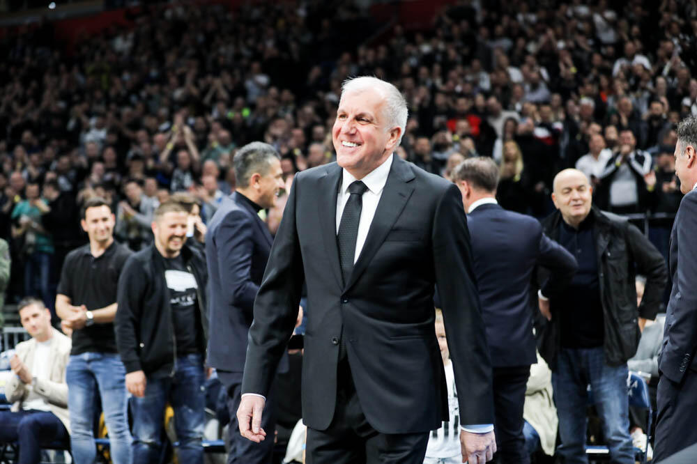 OBRADOVIĆ PONOVO GLAVNI AKTER! Evroliga oduševila navijače Partizana! (VIDEO)