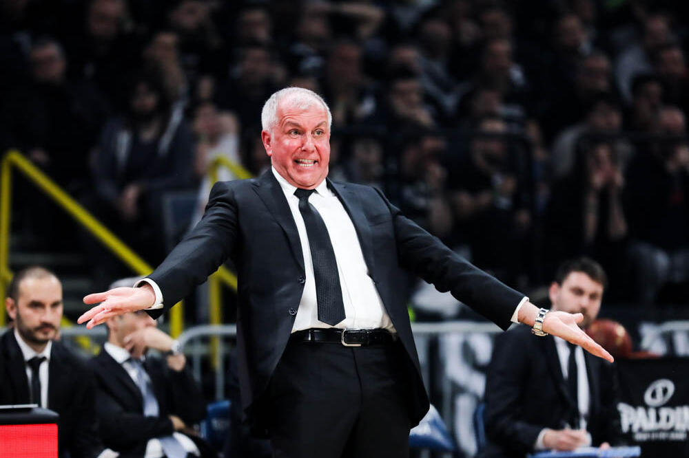 OBRADOVIĆ UDARIO NA IGRAČE PRED BUDUĆNOST: Ovo je katastrofa, nikad nismo bili gori!