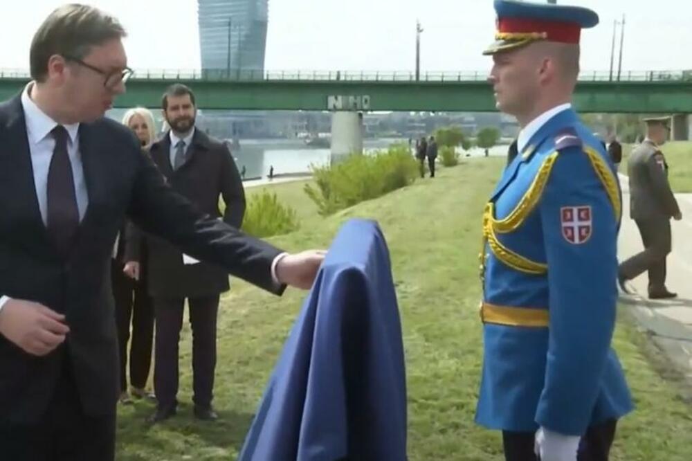 SRBIJA OBELEŽAVA DAN SEĆANJA NA ŽRTVE HOLOKAUSTA: Otkrivena spomen-ploča