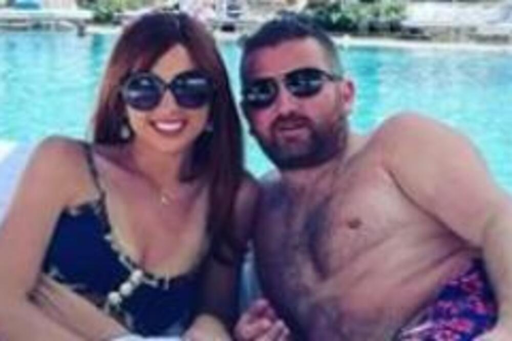 IMA 28 GODINA I 3 DECE, A KONTINUIRANO JE ZLOSTAVLJAJU ZBOG 1 STVARI: I MUŽ je na to NEMOĆAN