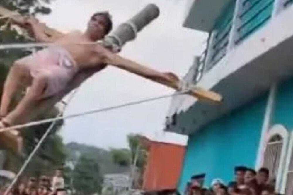 OVAKO IZGLEDA KADA BOG UPLETE PRSTE: Razapeli ga ŽIVOG na krst, a onda se desilo nešto JOŠ GORE (VIDEO)