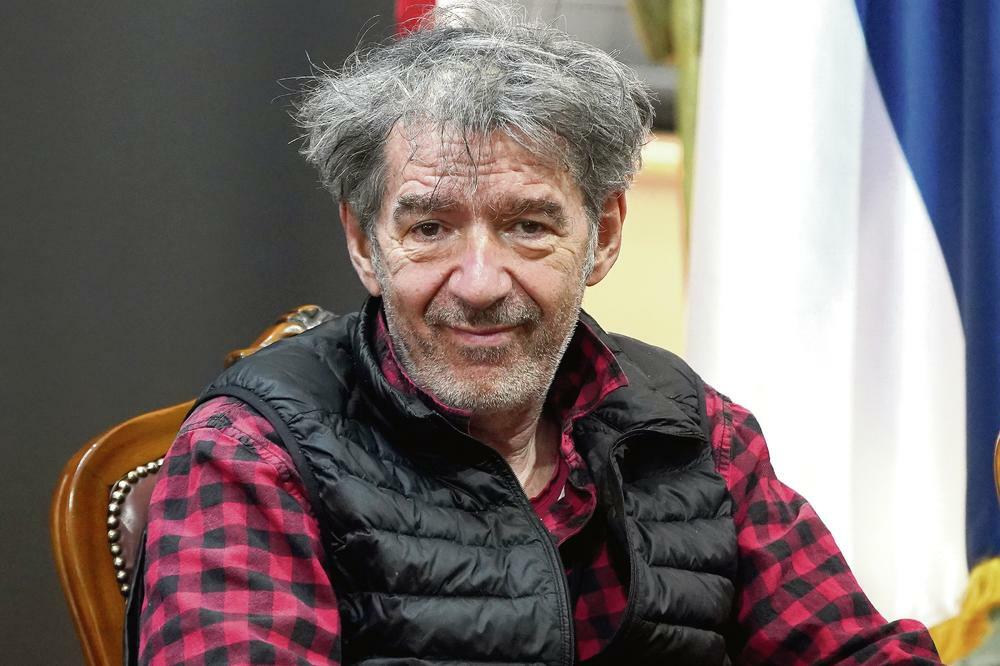 DA LI STE ZNALI DA JE OVO POREKLO MIKIJA MANOJLOVIĆA? Prava ISTINA OBJAVLJENA, vrlo ZANIMLJIVO