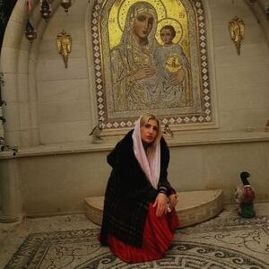 POREDILI JE SA KARLEUŠOM, A ONDA SE POSVETILA BOGU! Odrasla u radničkoj porodici sa sedmoro braće i sestara pa..