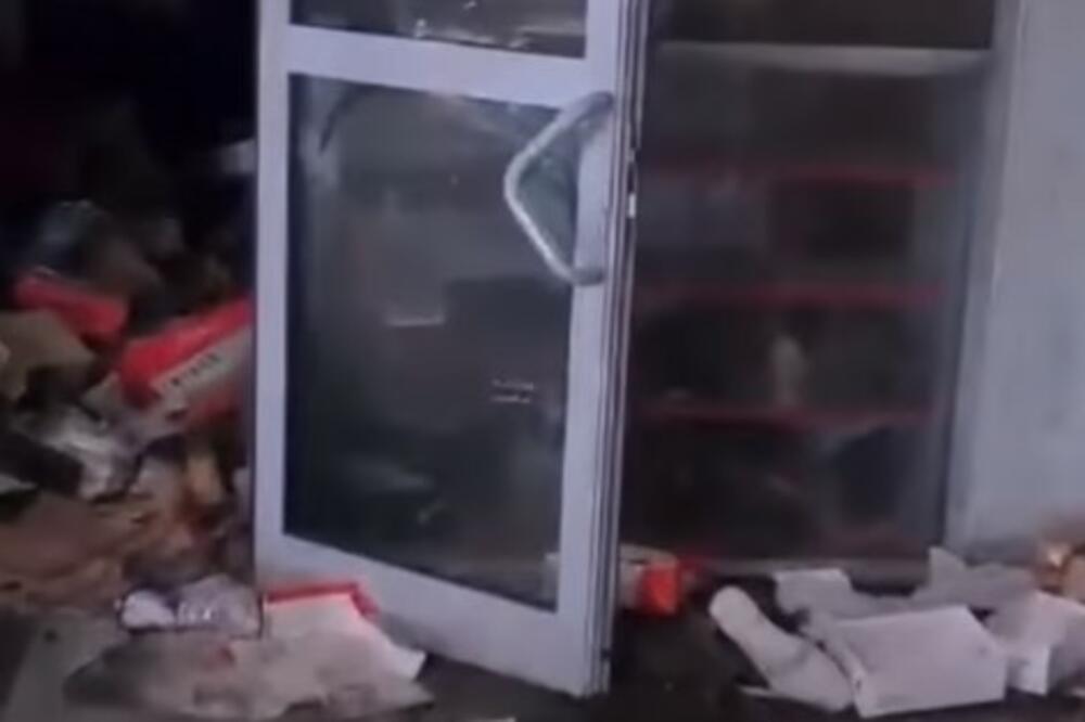 STRAŠAN EPILOG PUSTOŠENJA MARKETA U NOVOM SADU: Masovno se LOMILI, iz kompanije kažu ROBA NIJE BEZBEDNA! (VIDEO)