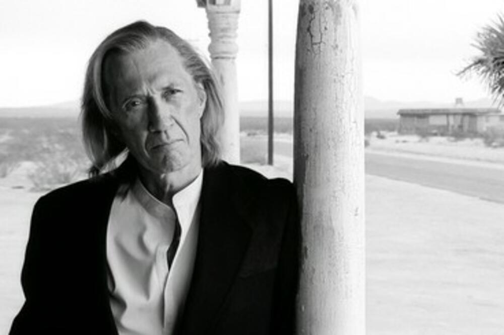 PRONAĐEN JE NAG U ORMARU S OMČOM OKO VRATA: Smrt glumca i danas je misterija, a jedan detalj je POSEBNO BIZARAN