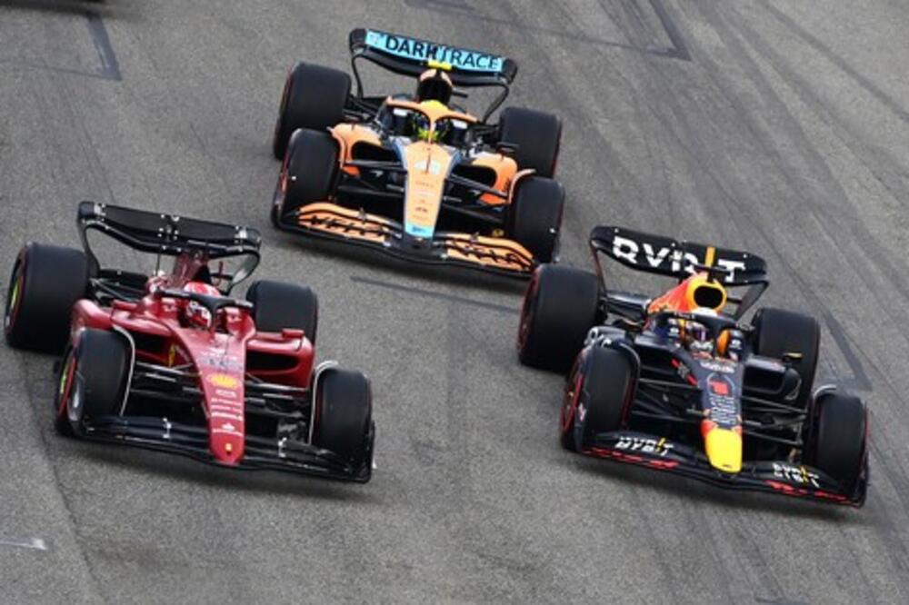 SJAJNO TRKANJE LEKLERA I FERSTAPENA: Šampion u finišu vratio prvo mesto u sprintu, u nedelju kreće s pol pozicije!