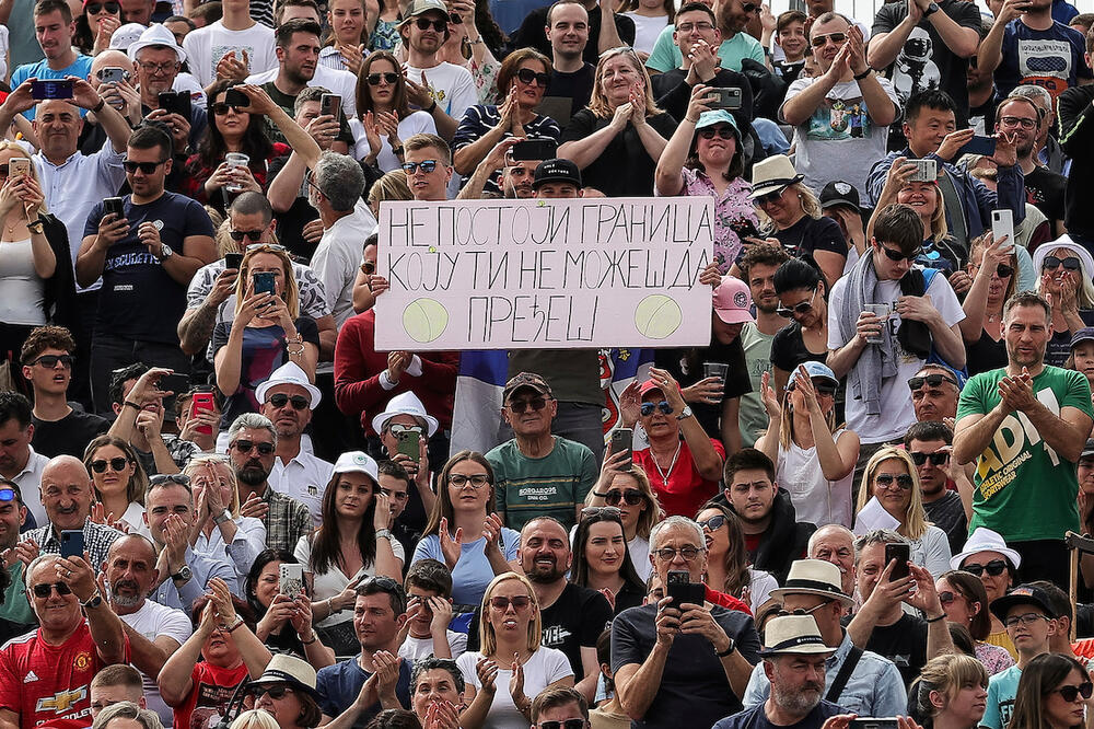 Federer daleko iza Novaka: Nije osvojio Beograd ali je povećao prednost na listi! OVAKO DO ZLATNIH SLOVA U ISTORIJI