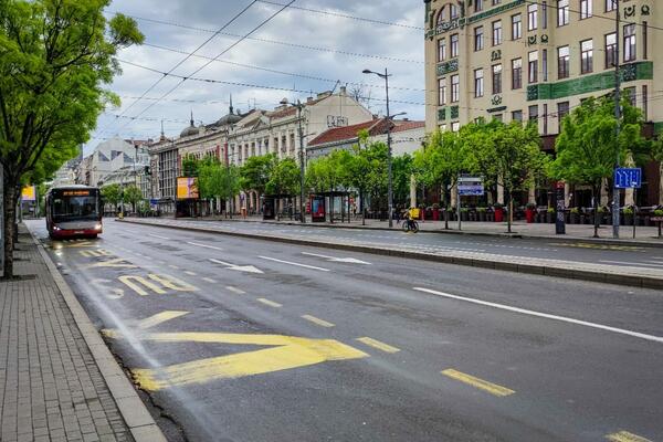 CENTAR GRADA BEZ STRUJE: Sve zbog TROLEJBUSA! (FOTO)