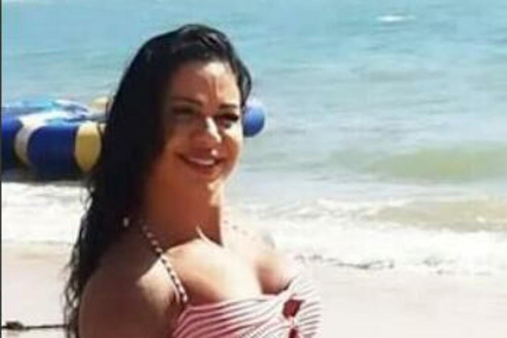 ONA IMA NAJVEĆU ZADNJICU NA PLANETI: Pokazala šta radi PUNA 24 SATA, KAKVA AKCIJA (FOTO)