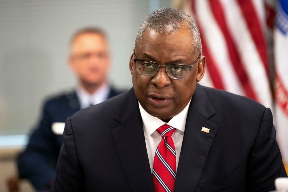 AMERIKANCI DODATNO NAORUŽAVAJU UKRAJINU: Ostin otkrio šta će biti u novoj POŠILJCI!