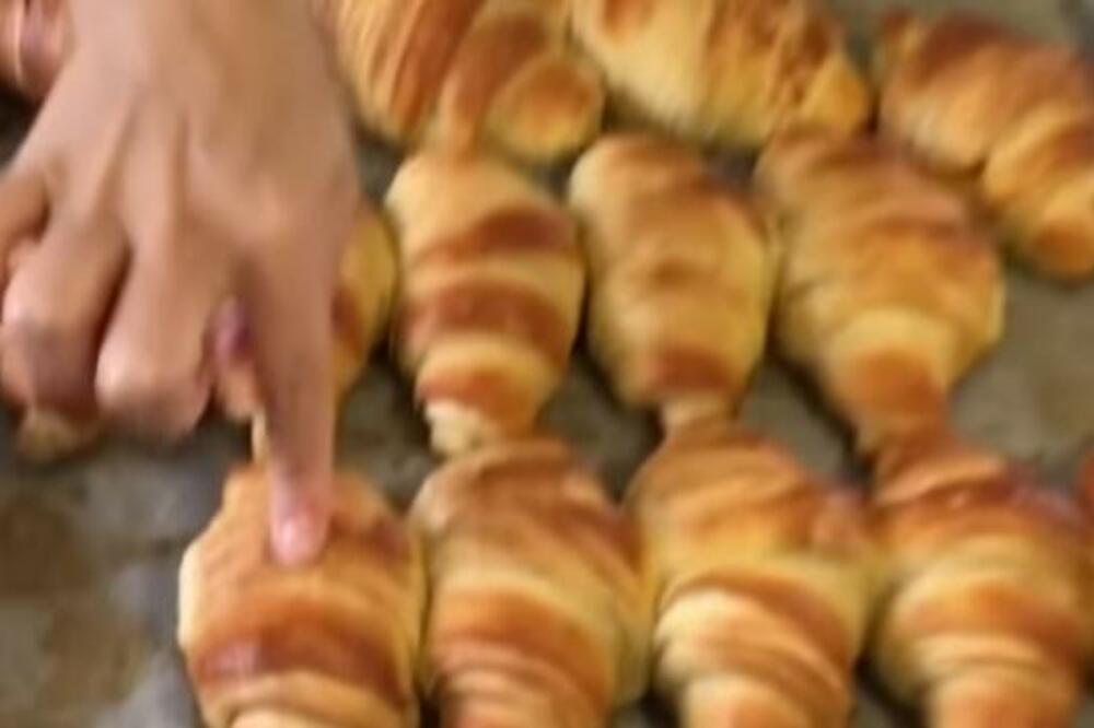 RECEPT ZA KROASANE STAR 30 GODINA, ovo do sada NISTE JELI: Vazdušasto i lisnato testo će vas OSVOJITI! (FOTO)