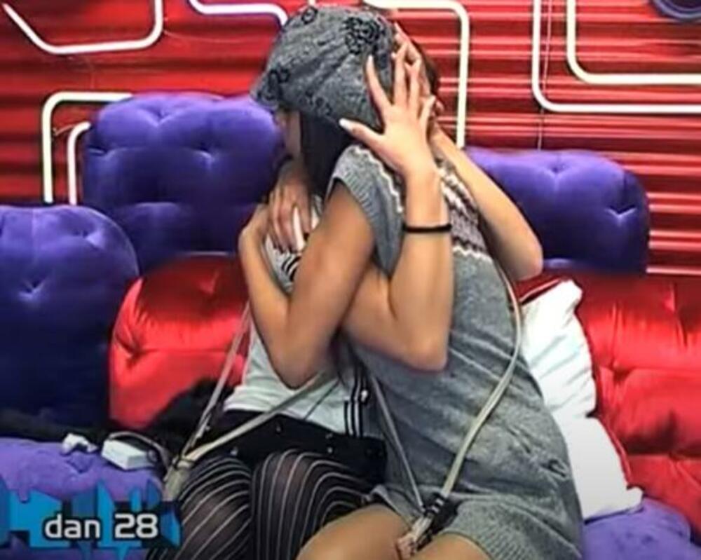 Violeta Raleva, kristina raleva