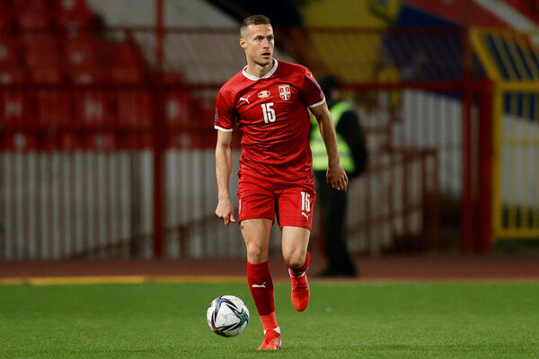 ZVEZDA DOGOVORILA GLAVNO ZIMSKO POJAČANJE: Reprezentativac potpisuje na 3 godine!