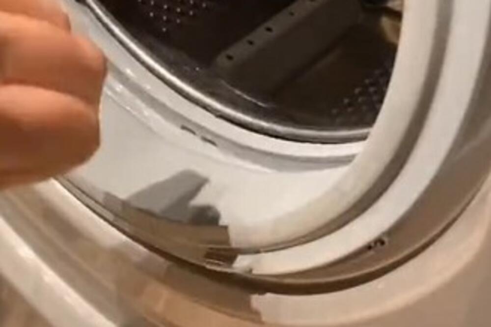 UBACITE OVAJ ZAČIN U VEŠ MAŠINU I GLEDAJTE MAGIJU: Biće vam KRIVO što ranije niste ZNALI taj TRIK