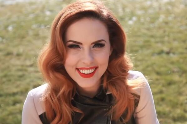 NAKON 7 GODINA BOLESTI DESILO SE NEŠTO NEOČEKIVANO: Pevačica se HITNO OGLASILA, niko nije ostao imun! (FOTO)