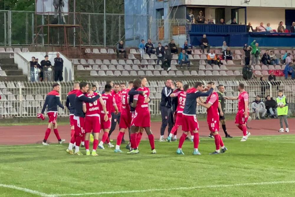 Japanac srušio "lale"!