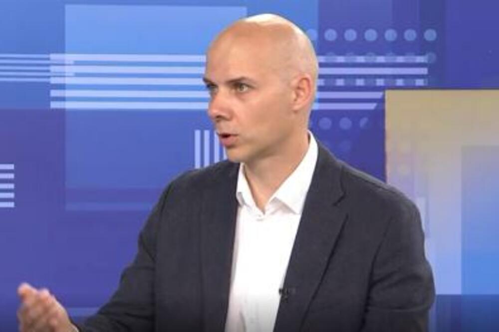 STRUČNJAK OTKRIO PAR TRIKOVA ZA ŠTEDNJU: Ako plaćate karticama, POD HITNO ovo uradite!