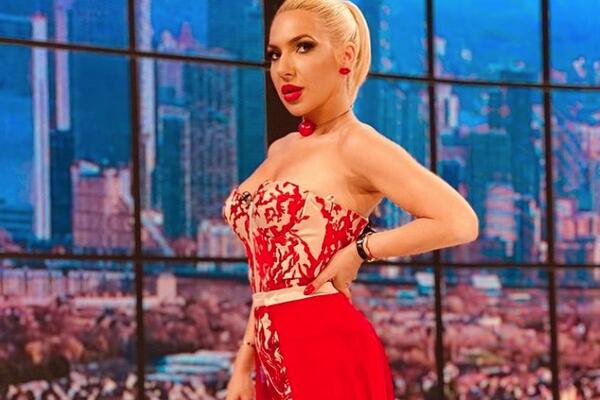 JOVANA JEREMIĆ JAVNO PONIŽENA: Uporedio je sa prostitutkom i DVORSKOM LUDOM!