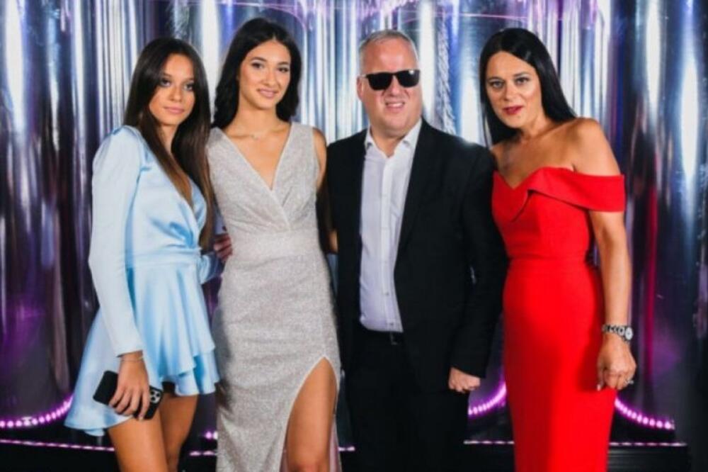 SAŠA MATIĆ PROSLAVIO 44. ROĐENDAN I NAJAVIO POSEBNO LETO!