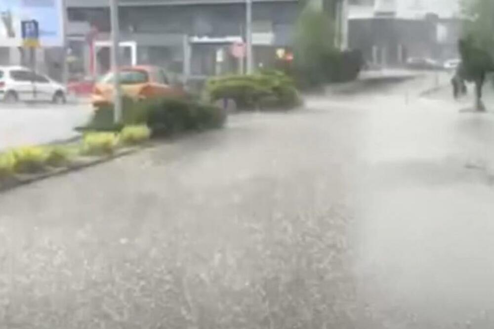 STRAVIČNO NEVREME POGODILO DEO SRBIJE! Kiša i grad u Kragujevcu i Nišu - zabelelo se kao USRED JANUARA (VIDEO)