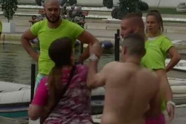 MILJANA IŠAMARALA MENSURA: Užasne scene nasilja u Zadruzi!