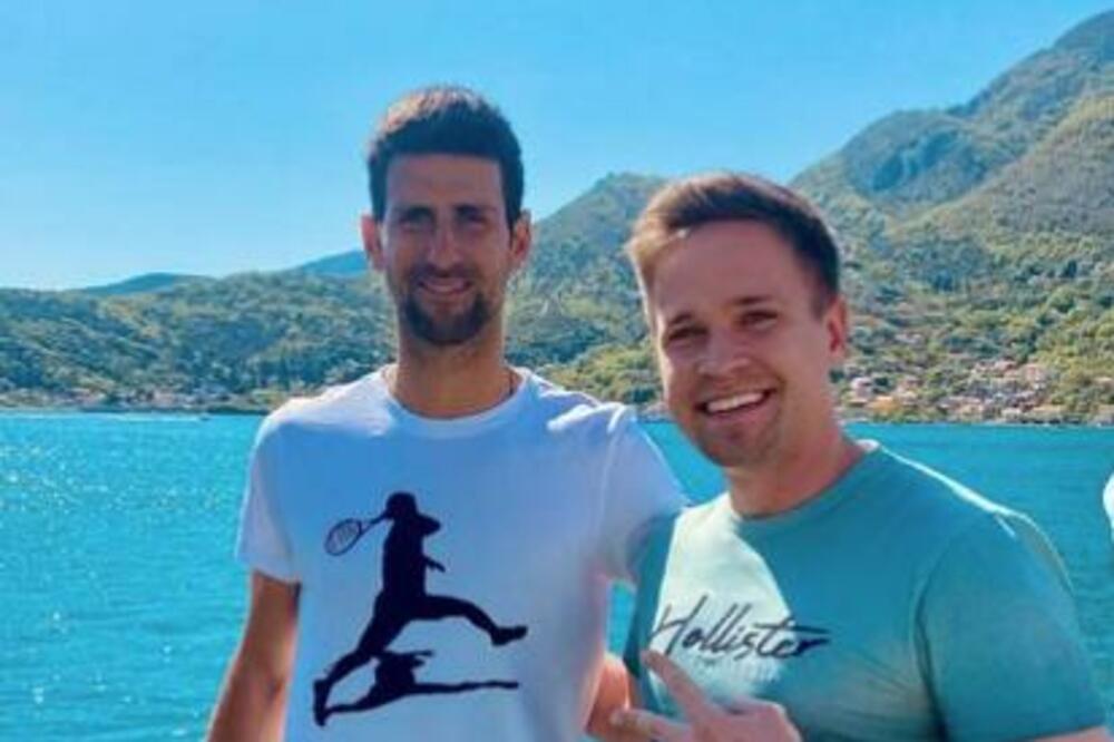 ĐOKOVIĆ PUNI BATERIJE NA SUNCU BOKE KOTORSKE: Novak posle Serbia opena opet "skoknuo" do Crne Gore! (FOTO)