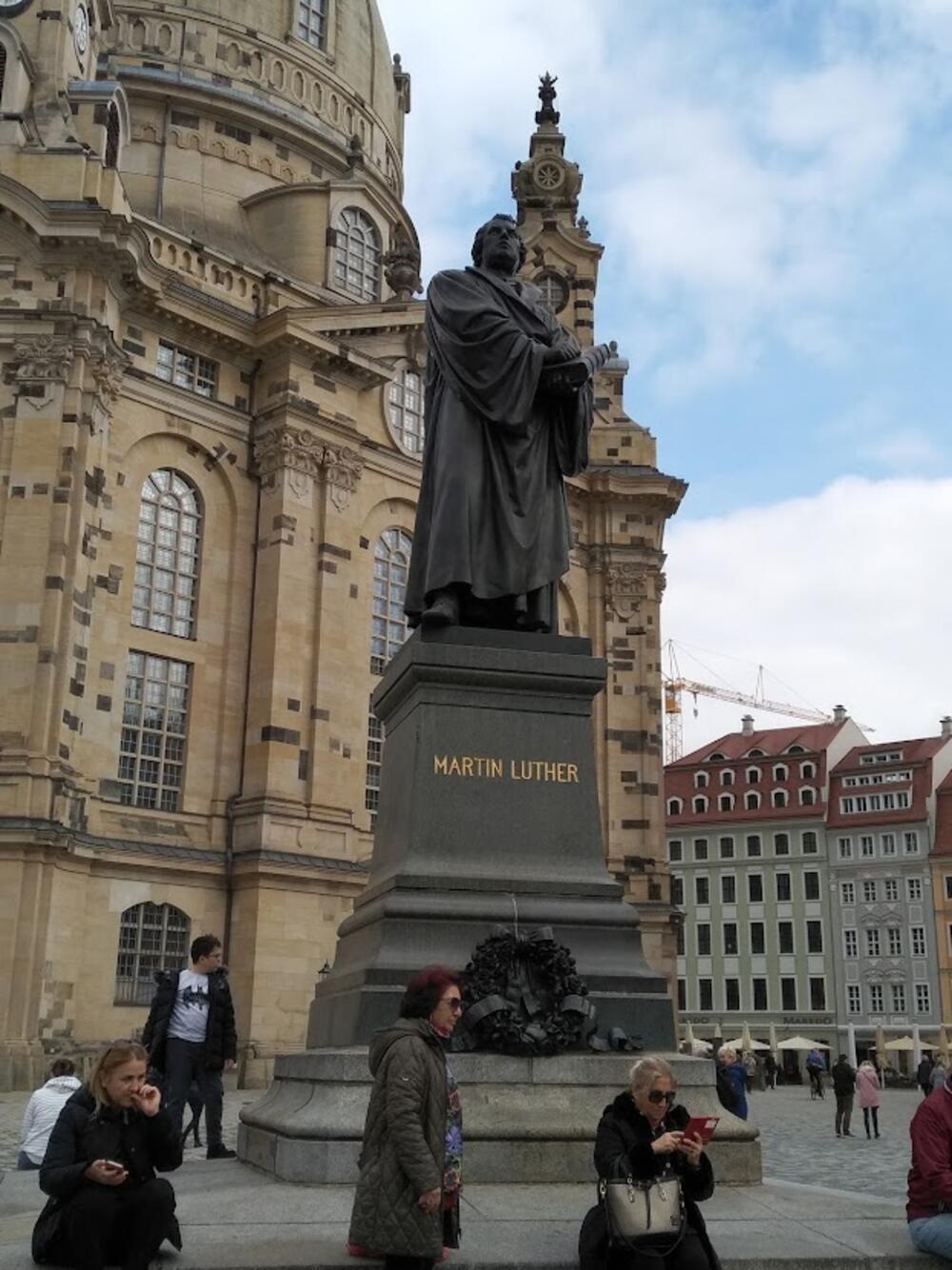 Spomenik Martinu Luter-u u Drezdenu 