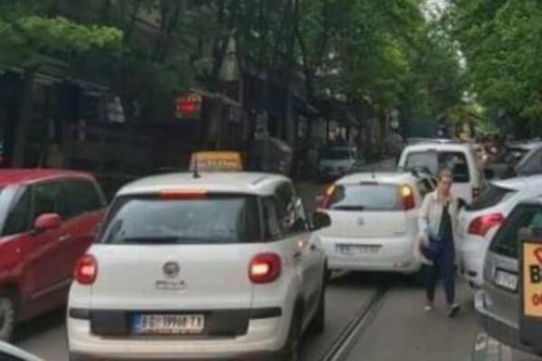 BEOGRAĐANI, NEMOJTE DA SE ZEZNETE, OVA ULICA JE ZATVORENA: U toku su RADOVI, izmenjene i TRASE PREVOZA! (FOTO)