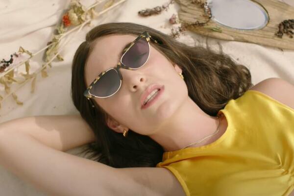 NAKON PRIZNANJA DA NIJE HRVATICA VEĆ SRPKINJA POZNATU PEVAČICU TRAŽE RADI SUĐENJA: Porodica uputila JAVNI APEL!